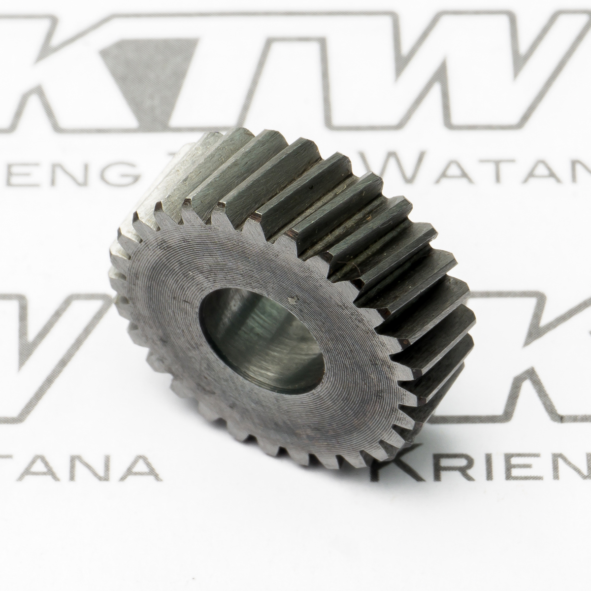 อะไหล่ HS300#30 HERICAL GEAR 28 (CC300)