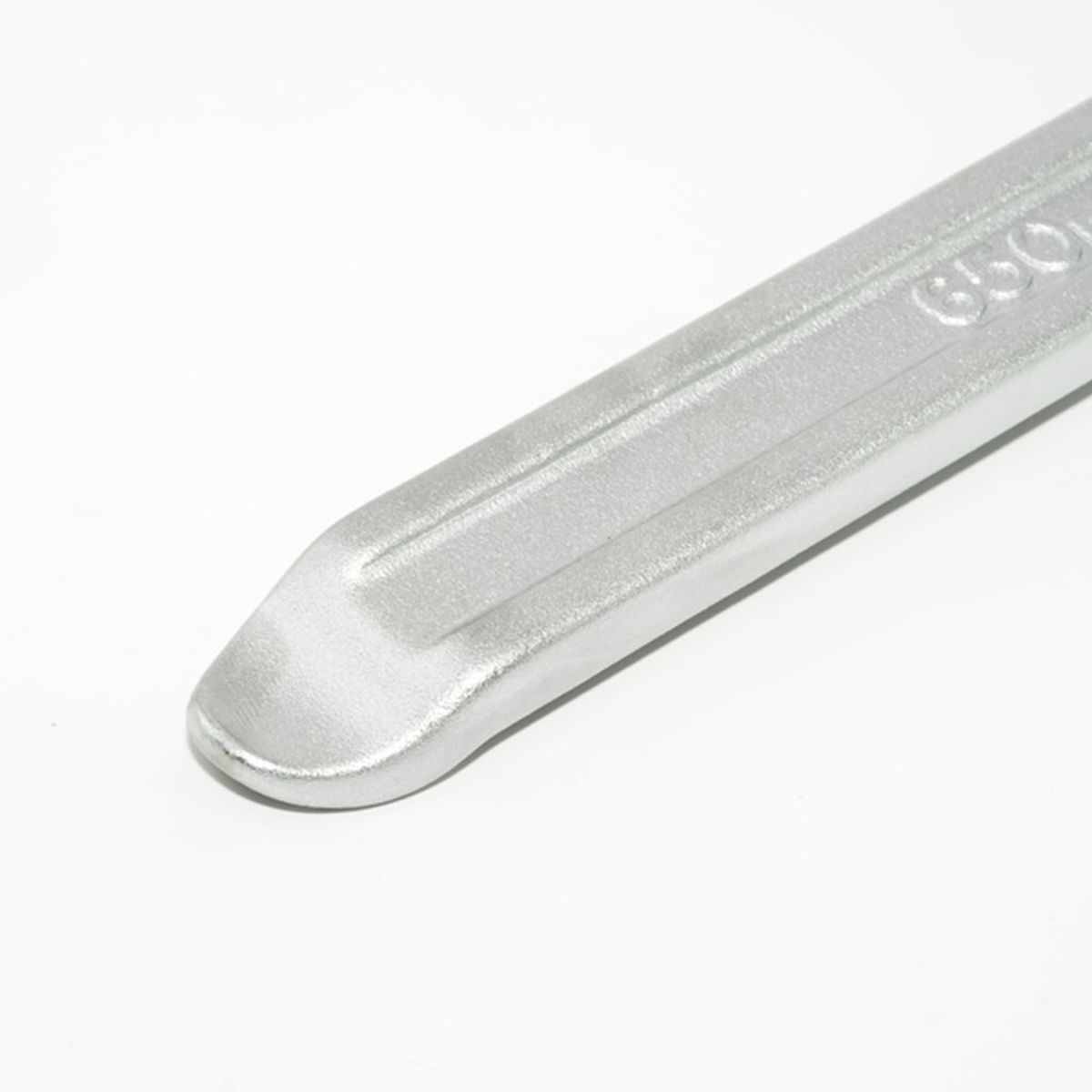 750650B เหล็กงัดยาง แบบปลายงอ 650มม.