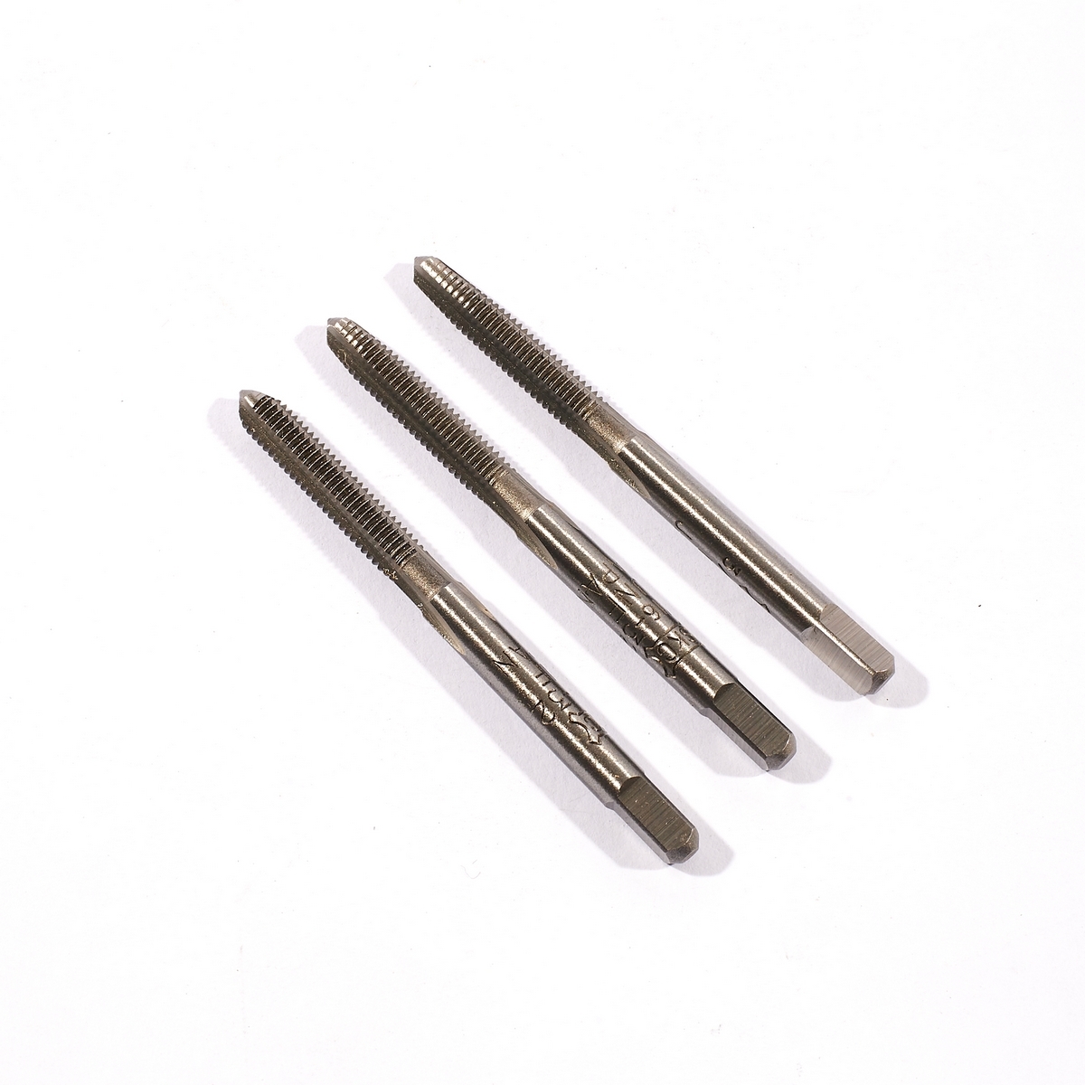 ดอกต๊าปเกลียว UNS 3/16 X 32 (3 ชิ้น/ชุด)