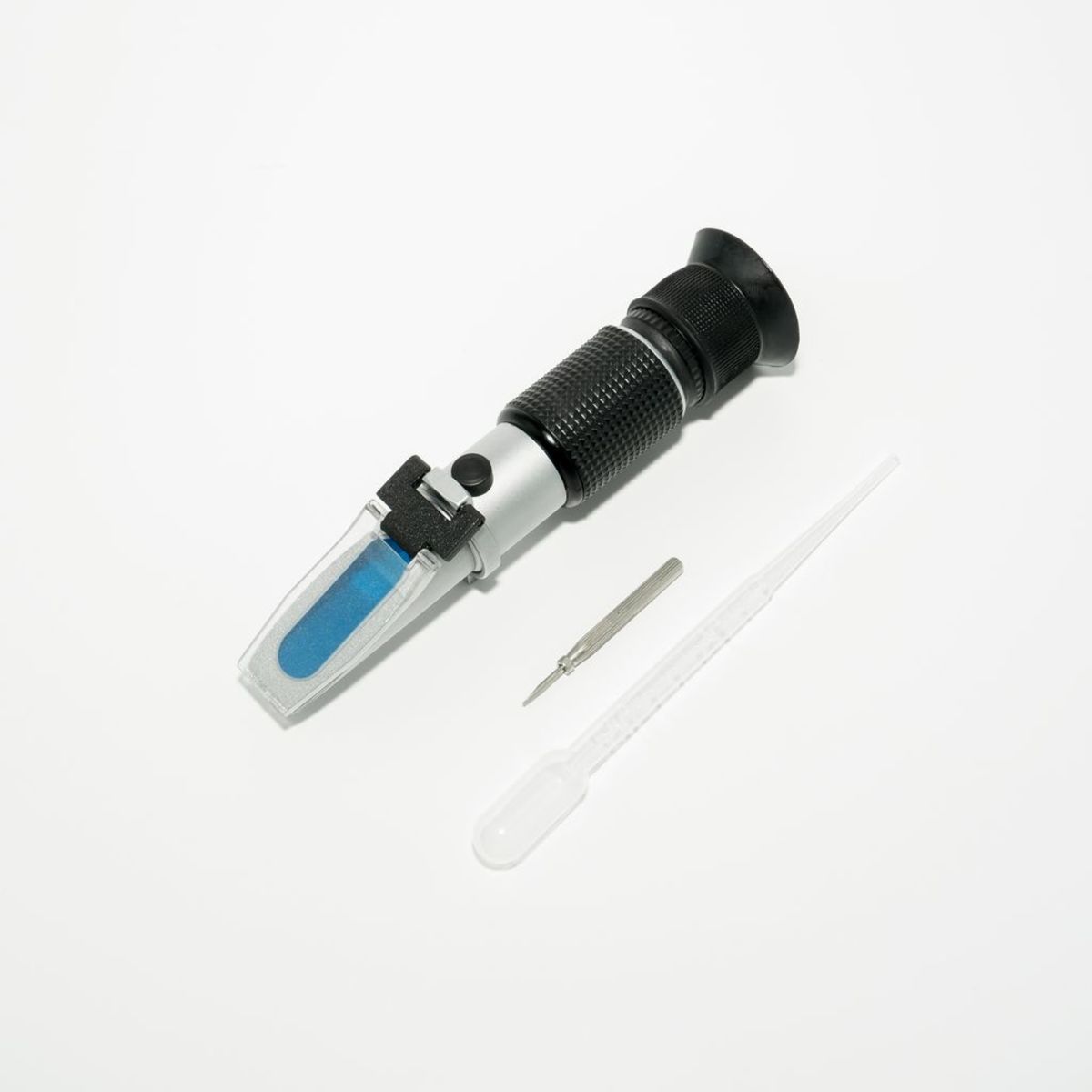 9G0303 เครื่องตรวจวัดคุณภาพน้ำยา