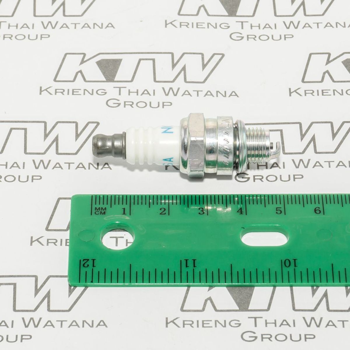 อะไหล่EBH340U#90 หัวเทียน CMR-6A