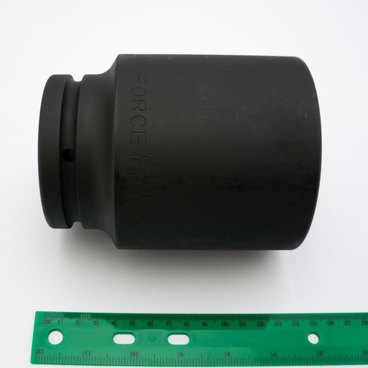 48513577ลูกบ๊อกซ์ลมยาว6PT.135MM 1